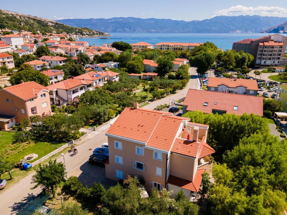 Apartments Kay Baška Екстериор снимка