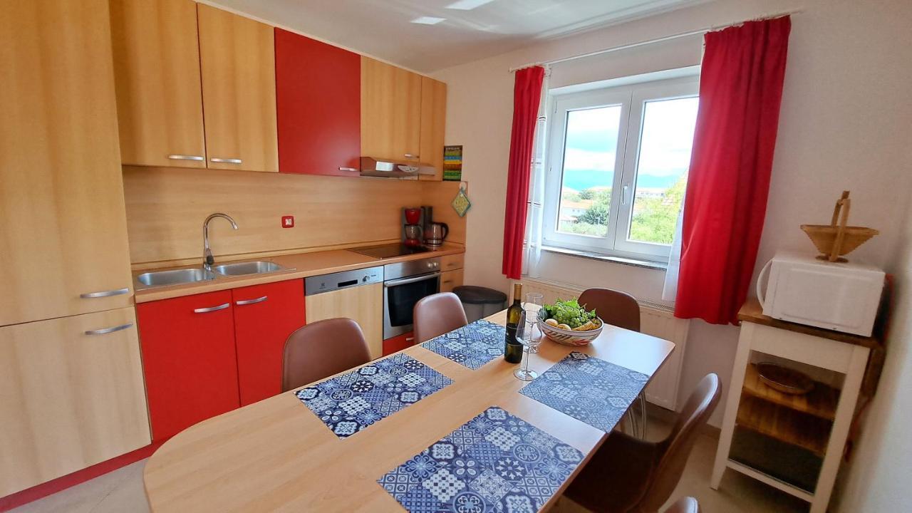 Apartments Kay Baška Екстериор снимка