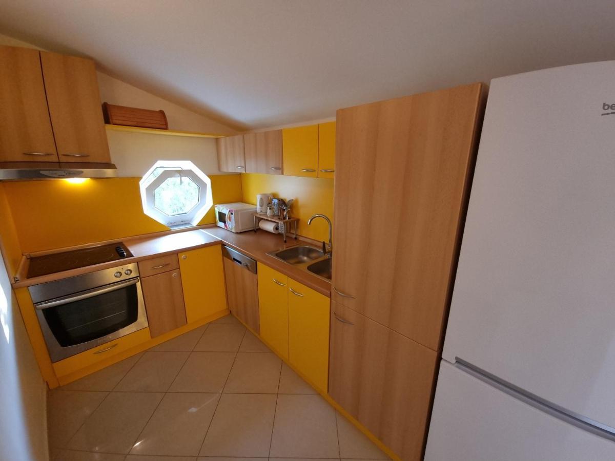 Apartments Kay Baška Екстериор снимка