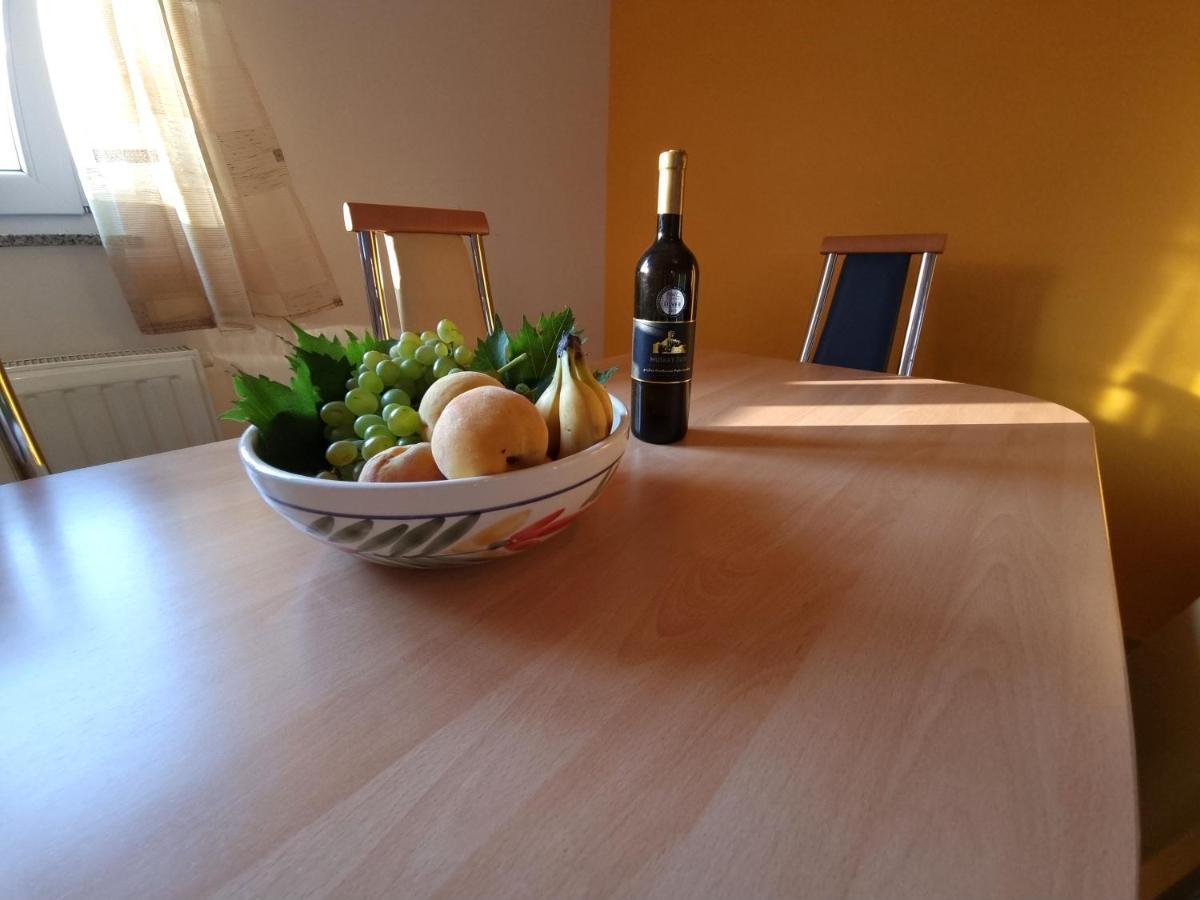 Apartments Kay Baška Екстериор снимка